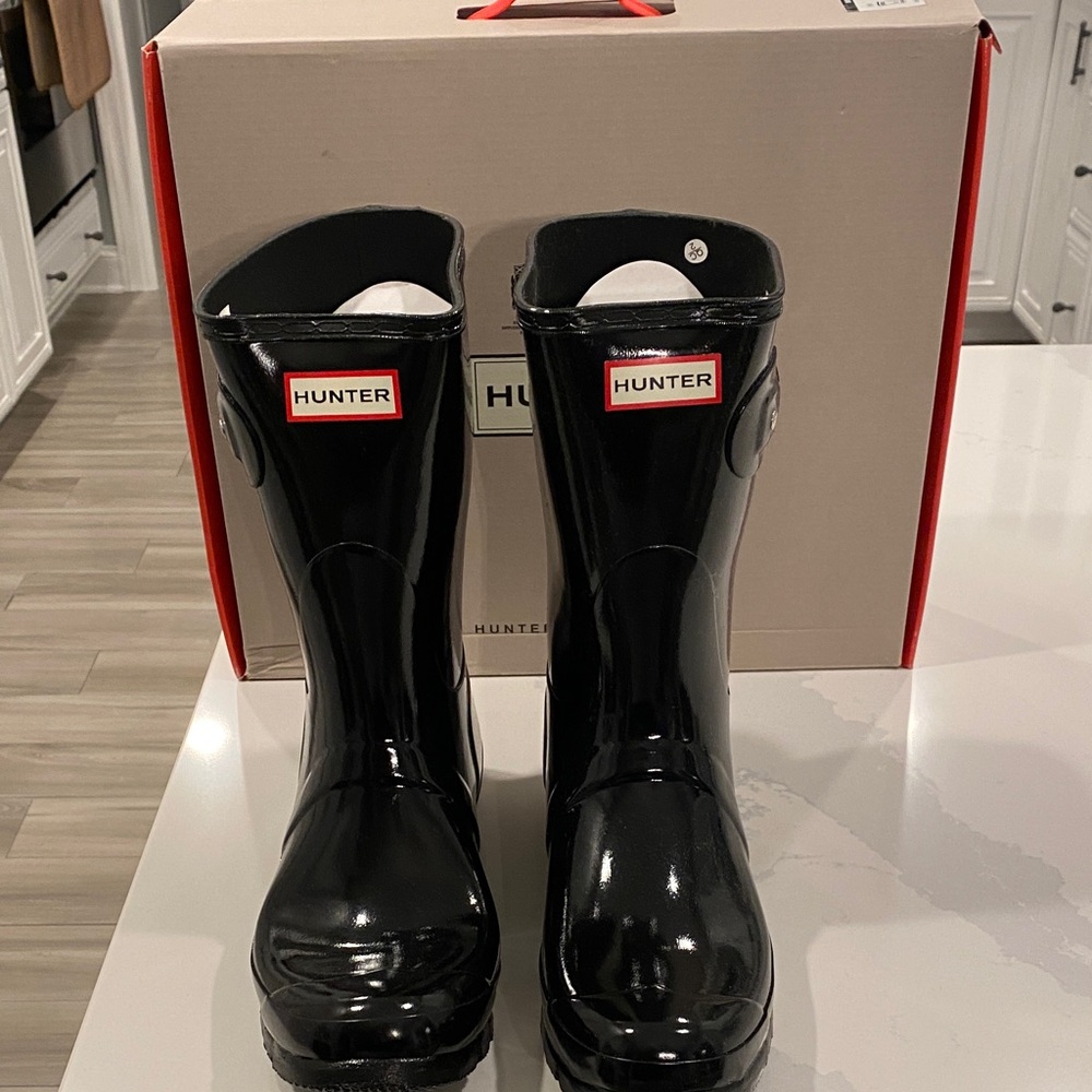 Hunter Black Gloss Short Boots
